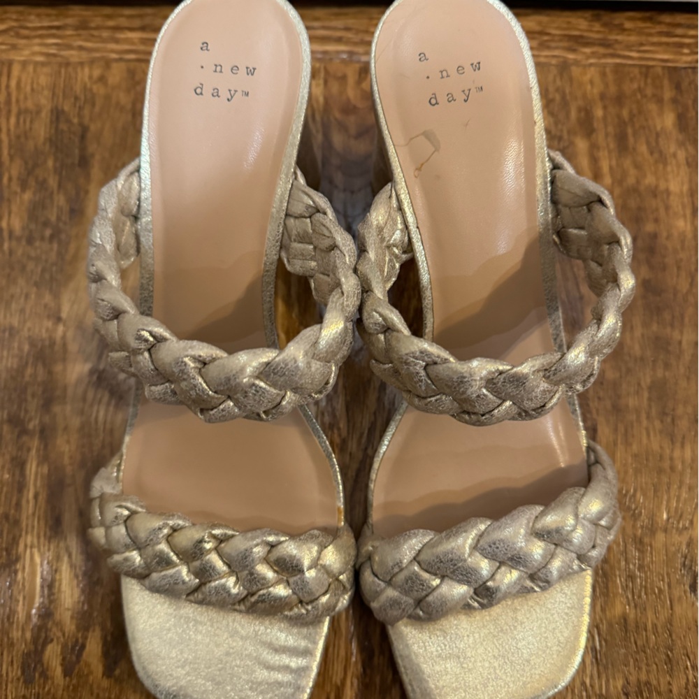 A new day slides on heels